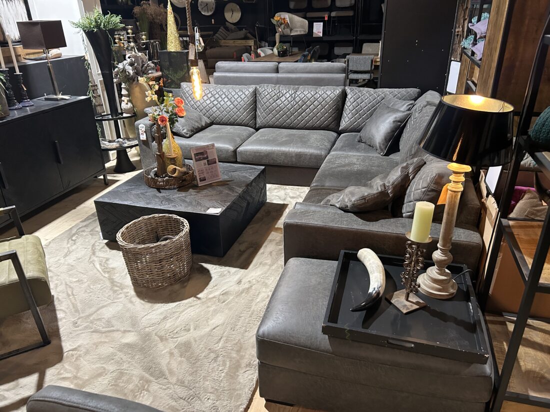 SHOWMODEL UrbanSofa hoekbank Giorno Galardo Leder Dark Grey