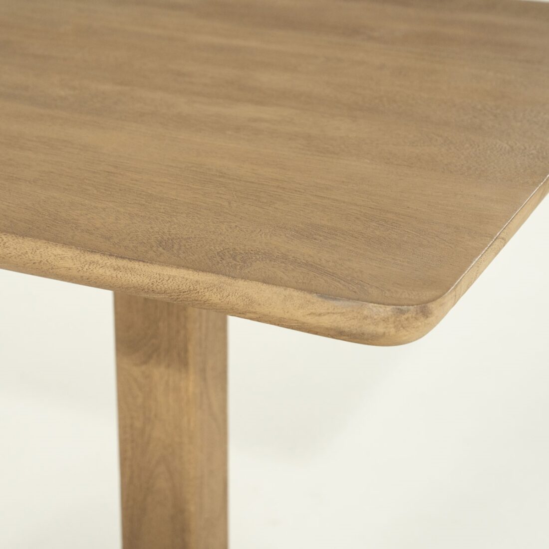 detailfoto Eleonora bistrotafel Florent vierkant 70x70x76 cm mangohout naturel detailfoto Eleonora bistrotafel Florent vierkant 70x70x76 cm mangohout naturel