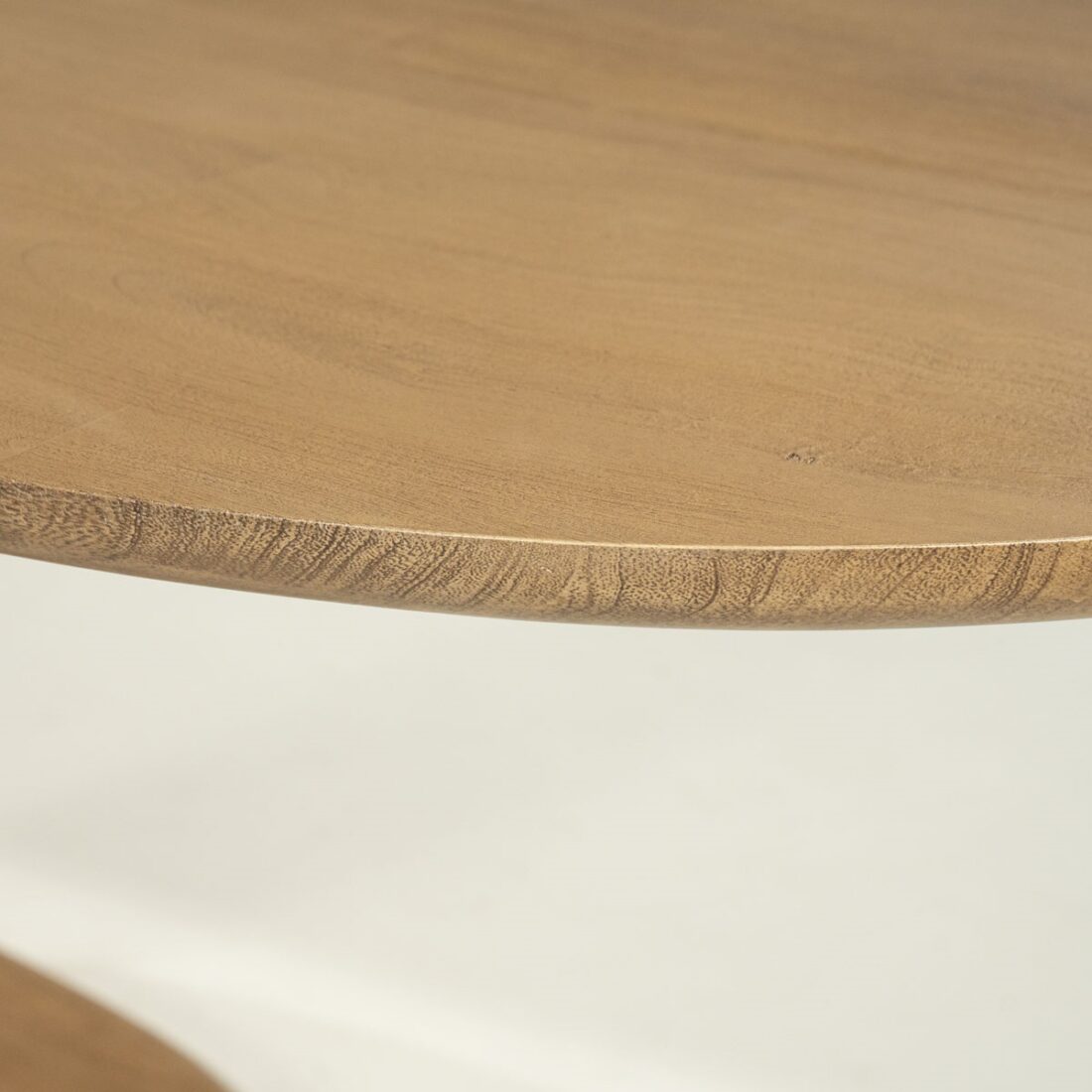 detailfoto Eleonora eettafel Coco 240x110x77 cm mangohout naturel