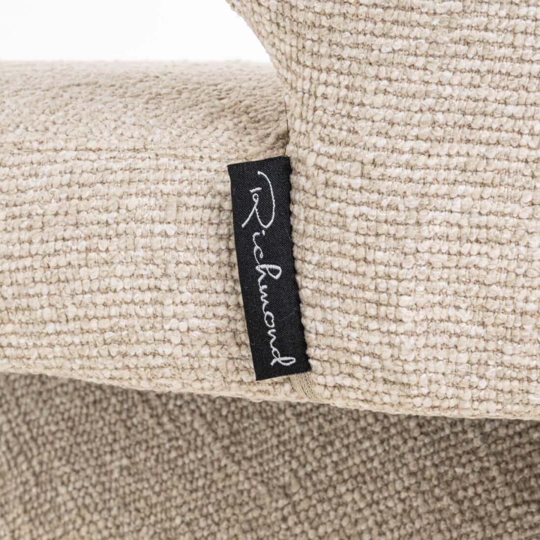 detailfoto Richmond interiors eetkamerstoel Zenith draaibaar biscotti