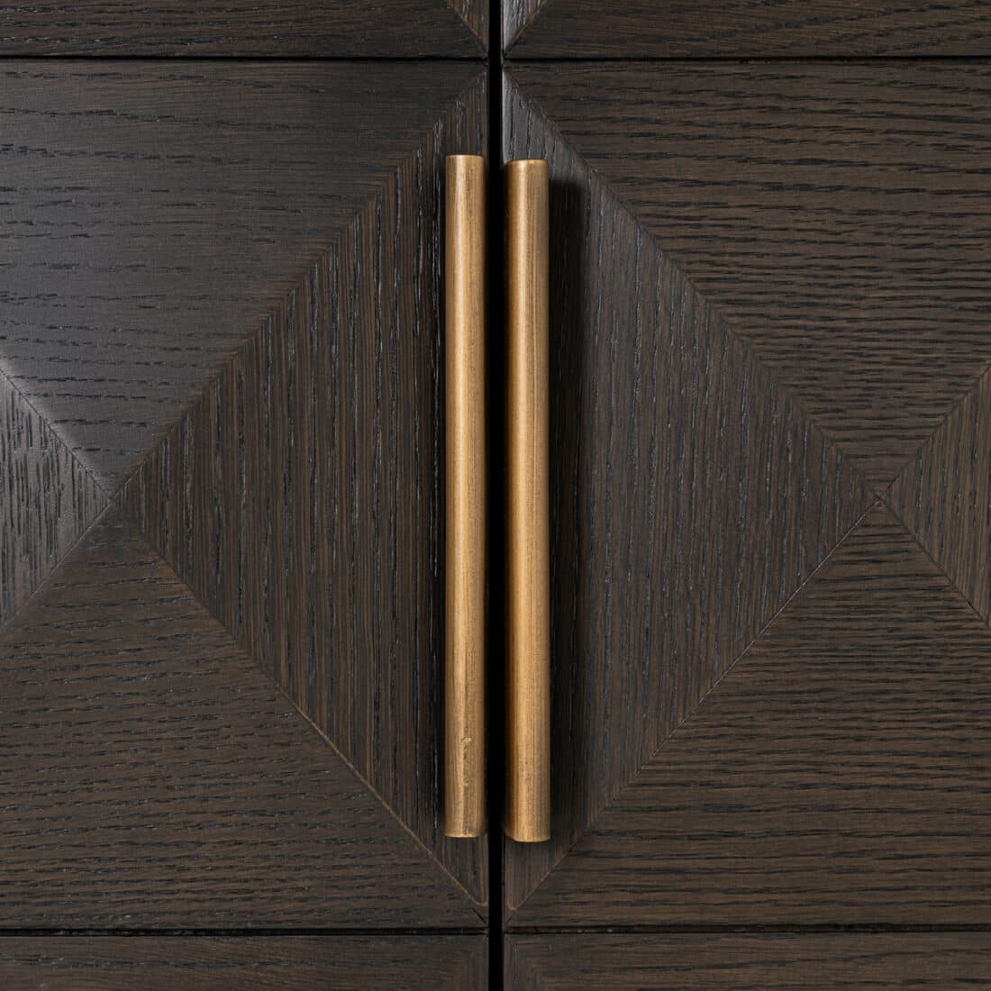 handgrepen Richmond Interiors dressoir Claremont 225x46x90 cm travertin