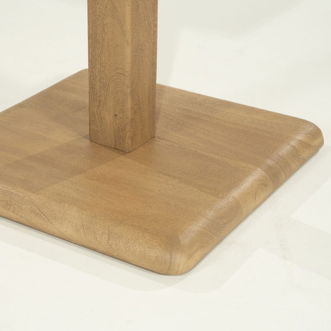 onderstel Eleonora bistrotafel Florent vierkant 70x70x76 cm mangohout naturel onderstel Eleonora bistrotafel Florent vierkant 70x70x76 cm mangohout naturel