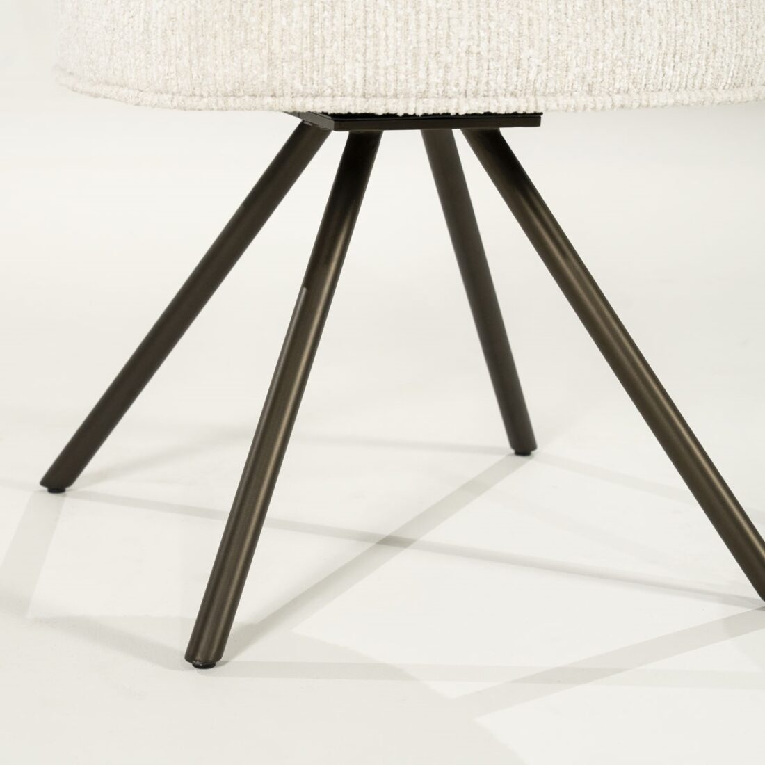 onderstel Eleonora eetkamerstoel Jayson beige onderstel Eleonora eetkamerstoel Jayson beige