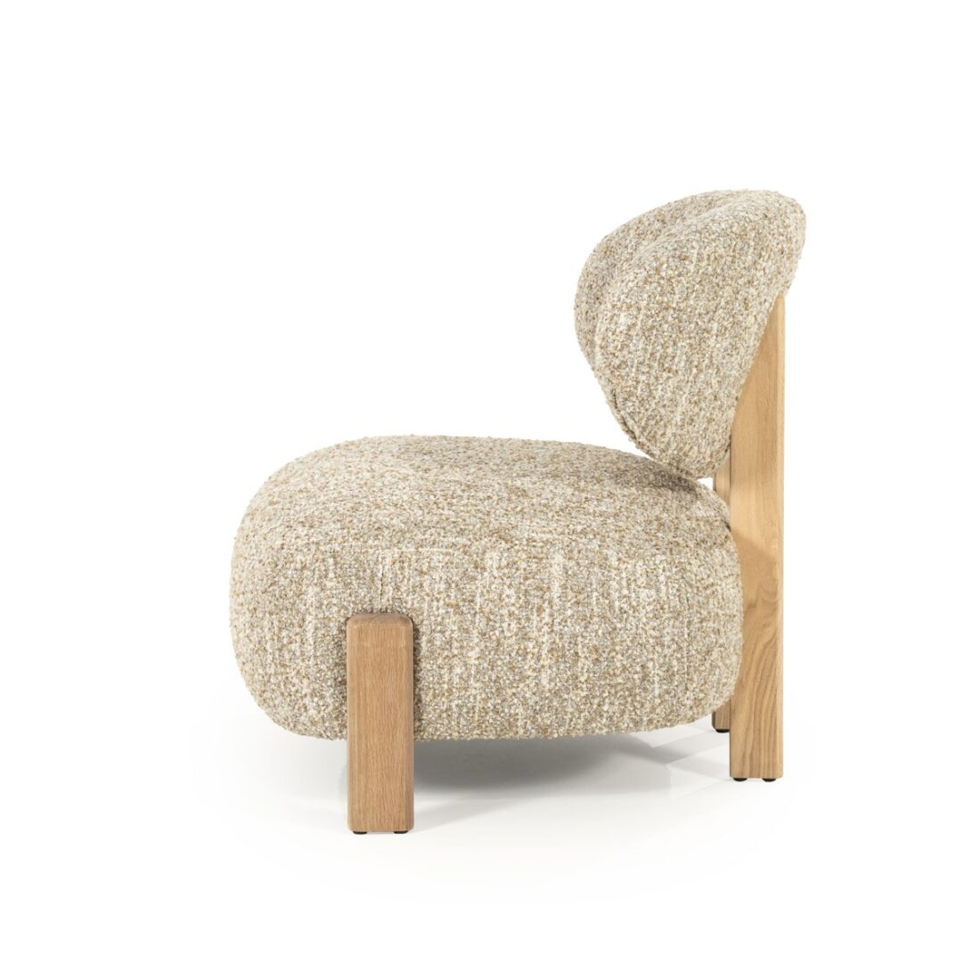 zijkant Eleonora fauteuil Reza beige onderstel naturel zijkant Eleonora fauteuil Reza beige onderstel naturel