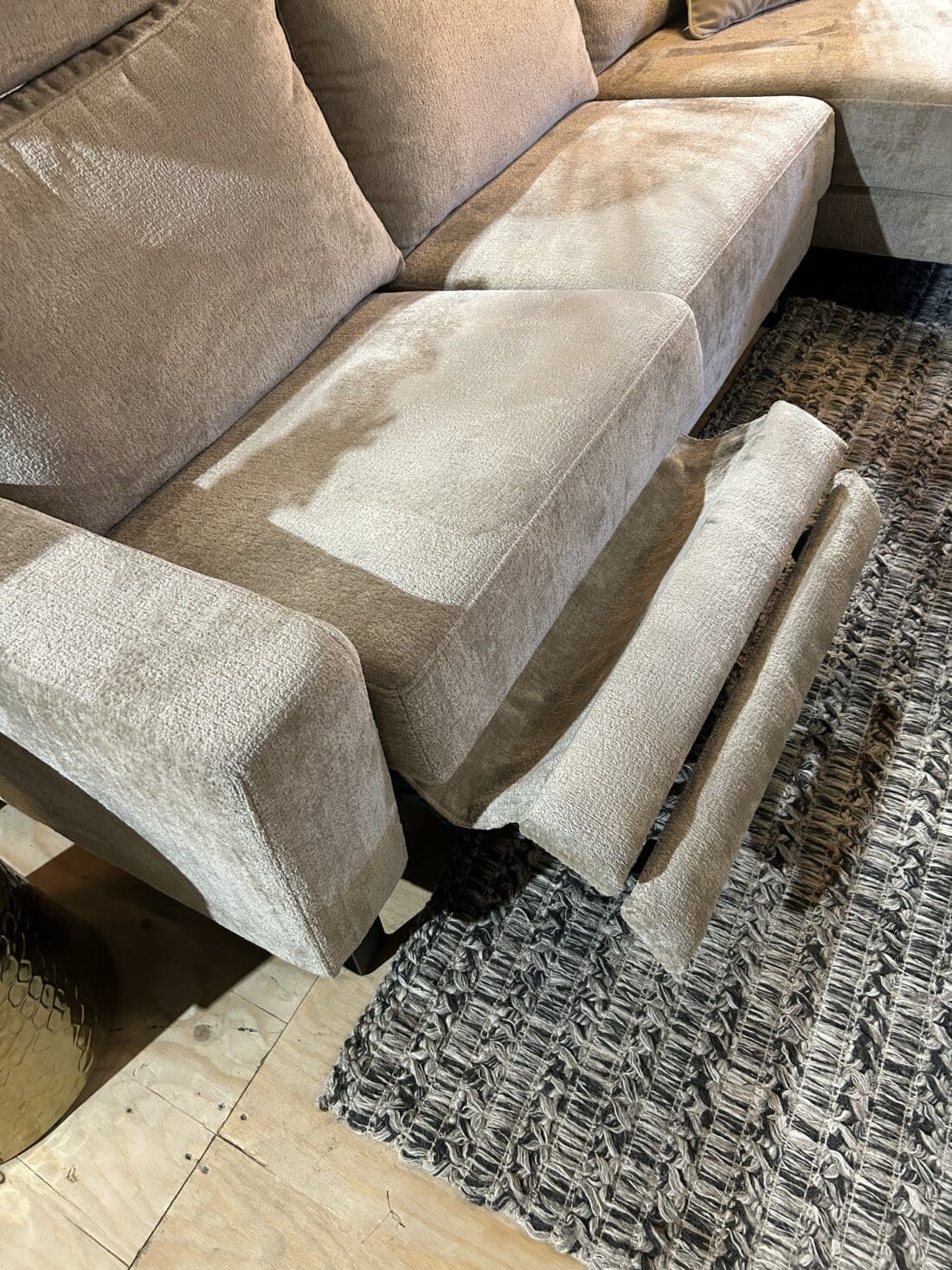 SHOWMODEL UrbanSofa loungebank Dylan met recliner