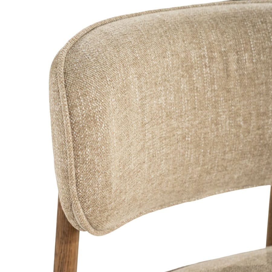 detailfoto Eleonora eetkamerstoel Rune taupe onderstel bruin