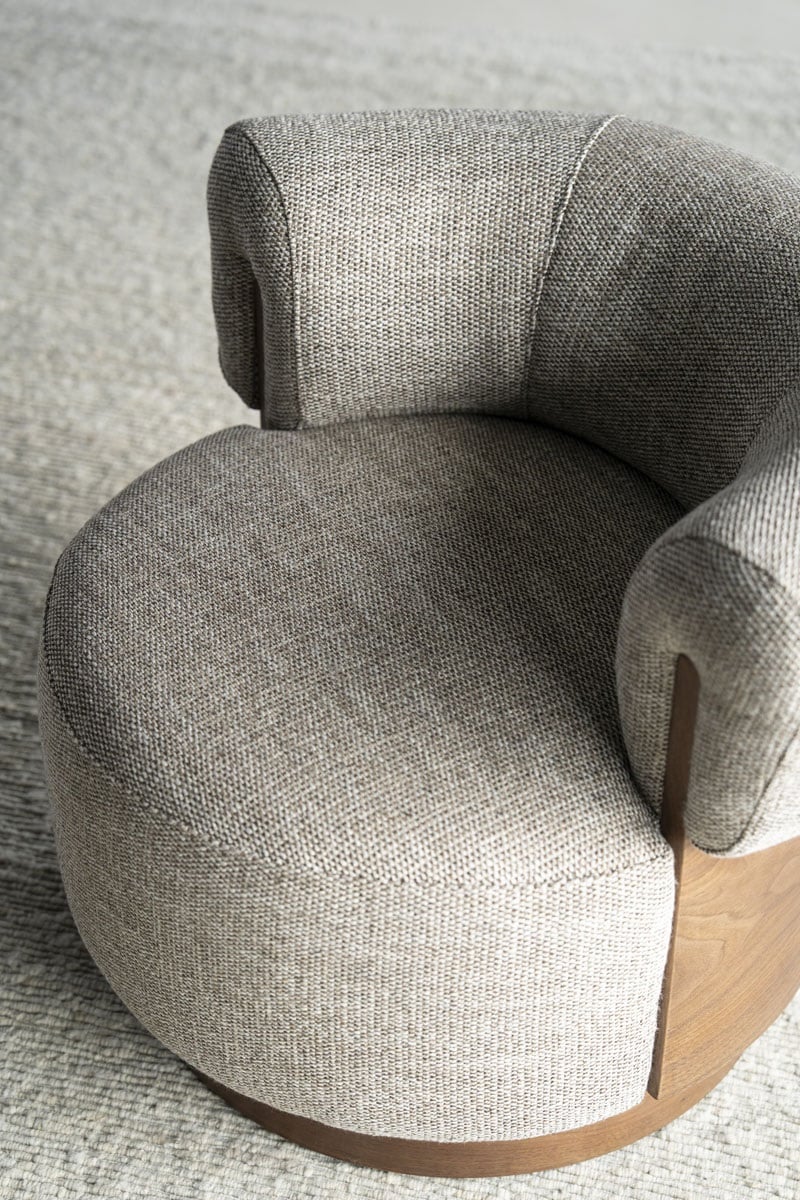 detailfoto Eleonora fauteuil Nila draaibaar met arm taupe