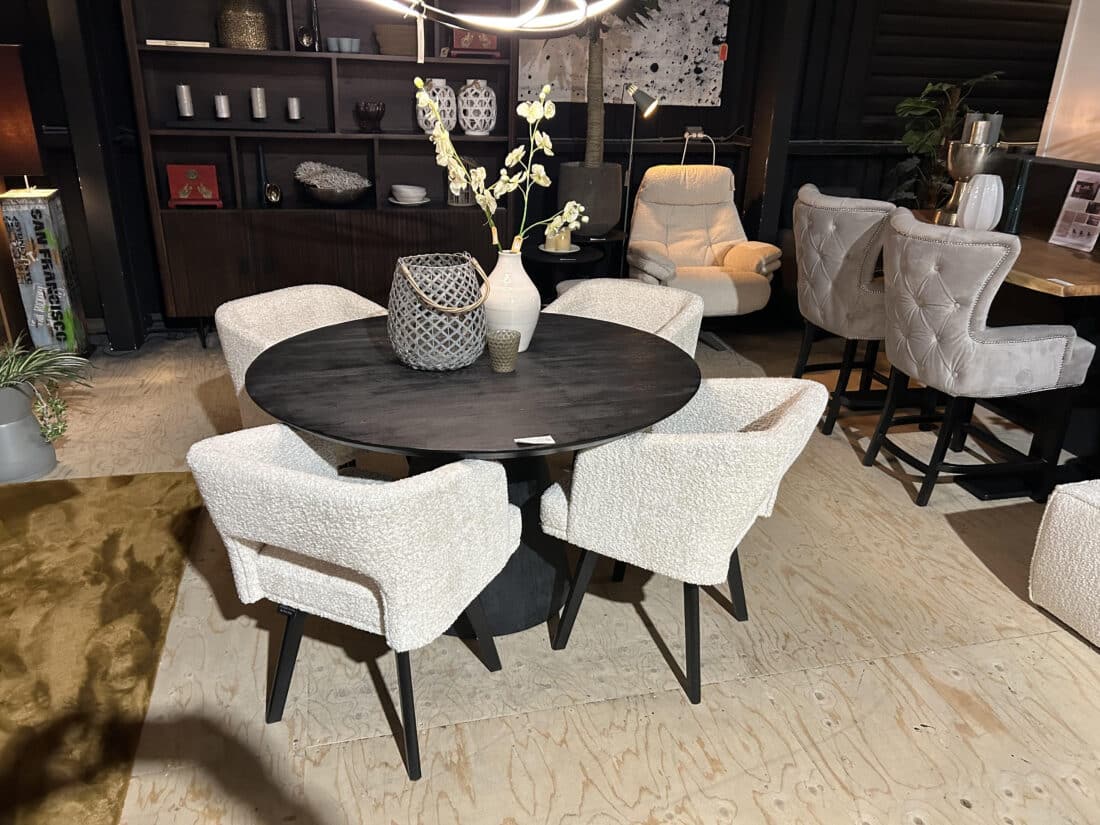 SHOWMODEL UrbanSofa eetkamerstoelen set van 4 Maud