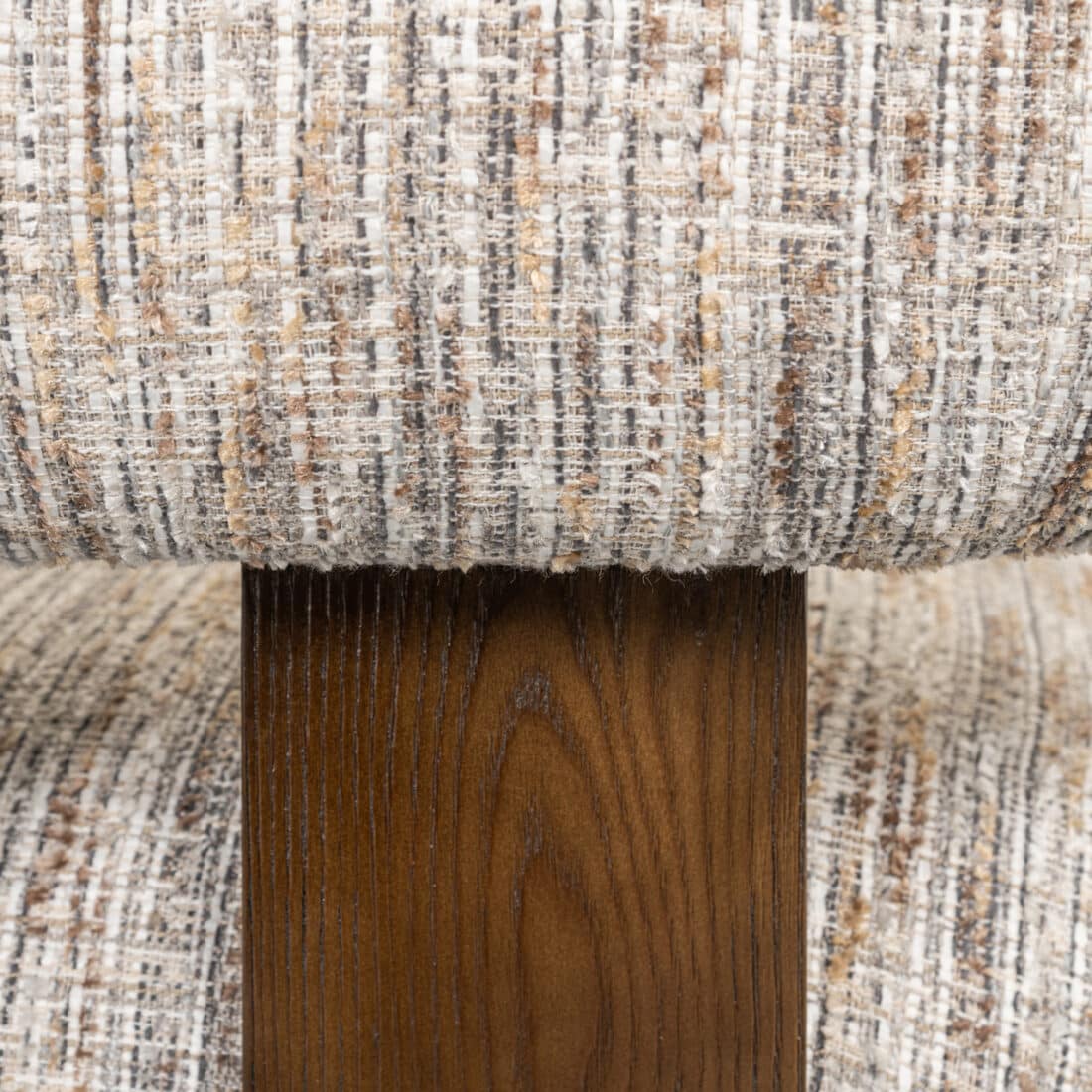 Richmond Interiors Fauteuil Arabella Greige Coco