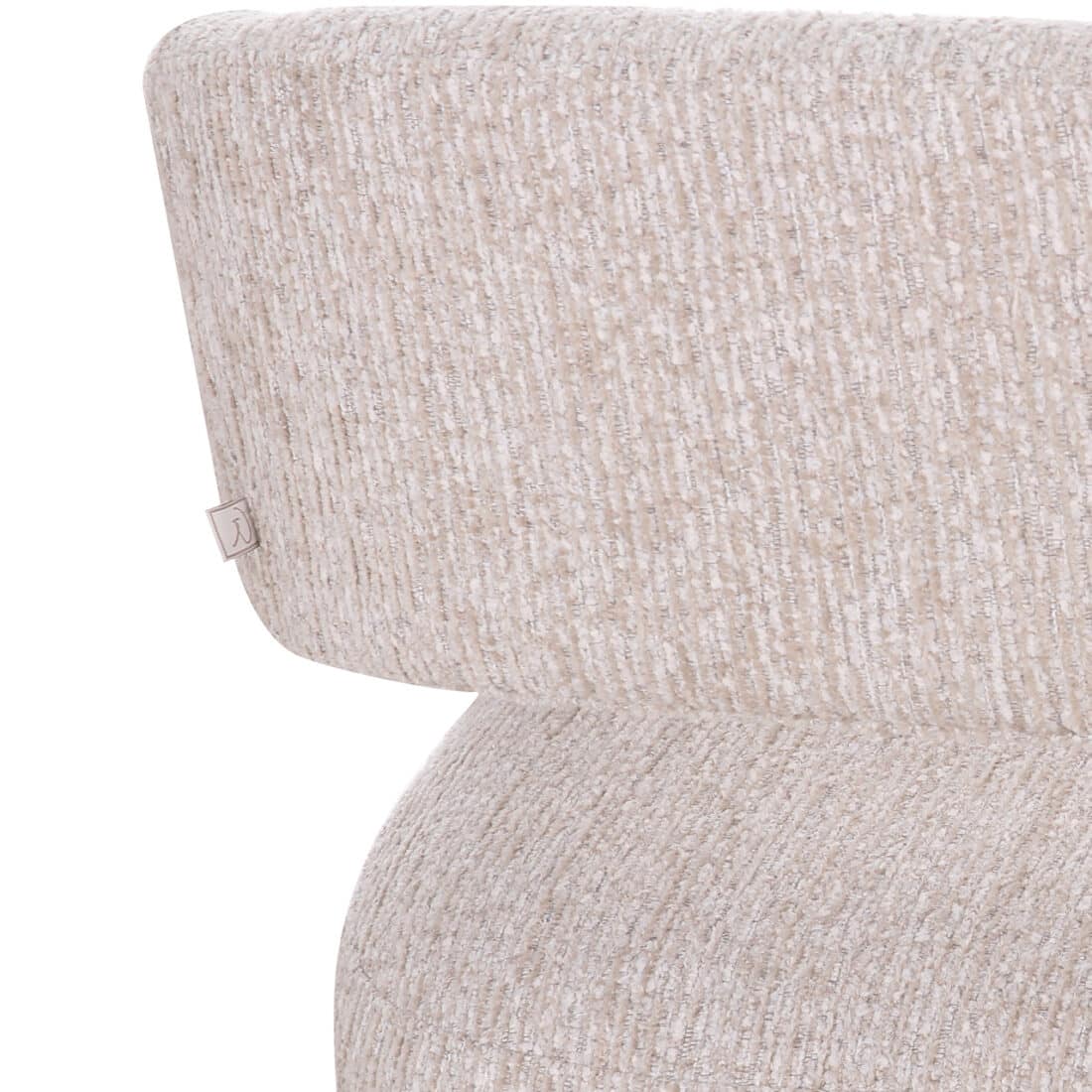 detailfoto Richmond interiors eetkamerstoel Vixen met wieltjes natural linear