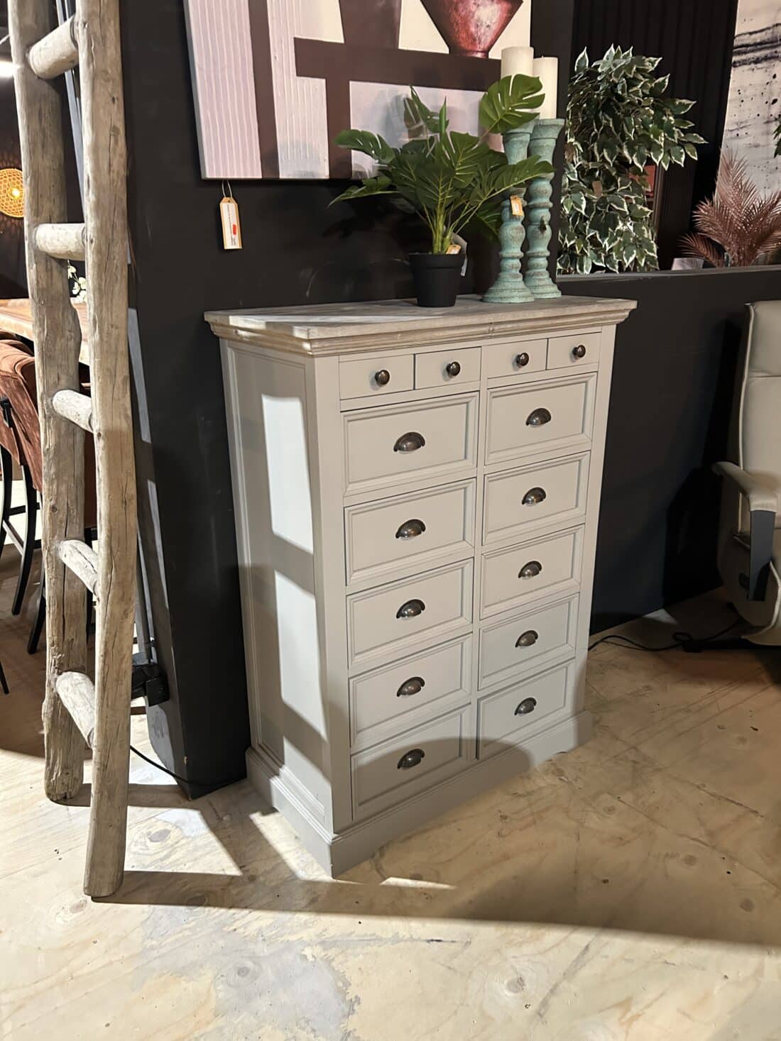SHOWMODEL Tower Living ladekast Fleur grijs 88x43x120 cm SHOWMODEL Tower Living ladekast Fleur grijs 88x43x120 cm
