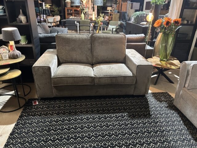 SHOWMODEL UrbanSofa 2 zits bank Firenca Eden Desert