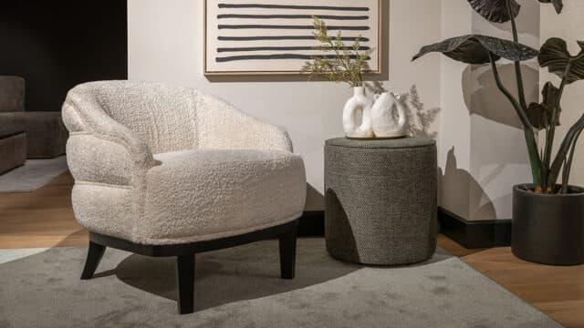 UrbanSofa-Nora-Fauteuil-in-Marino-Nature-1