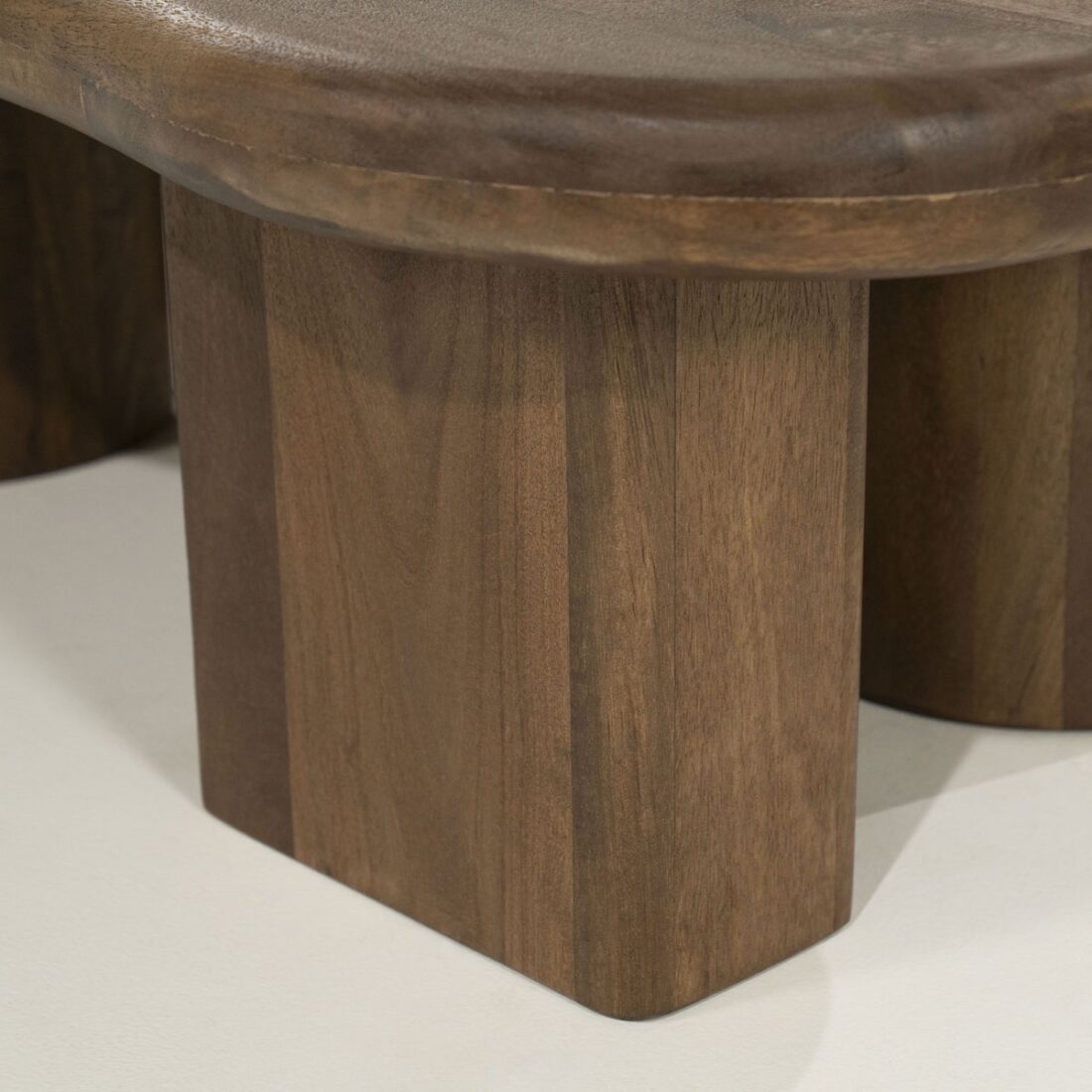 By Boo Salontafel Yuo 100x80x30 Cm Bruin Mangohout