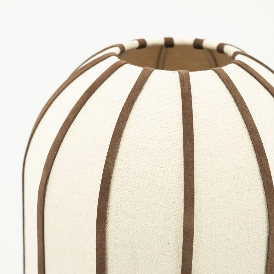 By Boo Tafellamp 27x27x79 5 Cm Cocoon Bruin Linnen