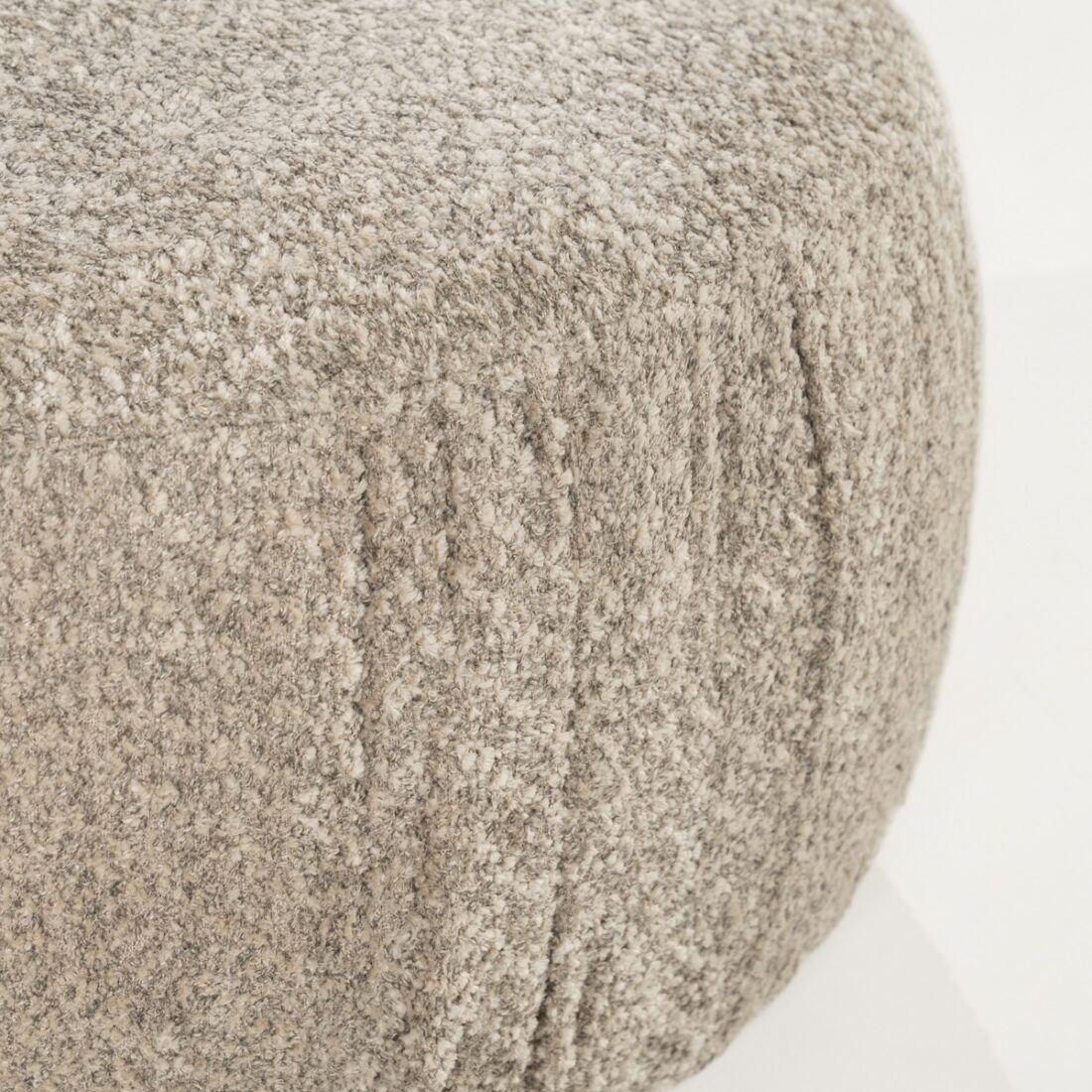 By Boo Fauteuil Roux Taupe By Boo Fauteuil Roux Taupe