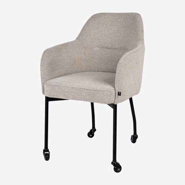 PMP Para eetkamerstoel met comfortabele zitting en modern design in luxe stof