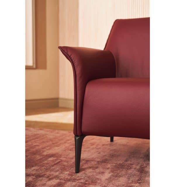 Leolux Mayuro Fabric Red 0002 2 Scaled Leolux Mayuro Fabric Red 0002 2 Scaled