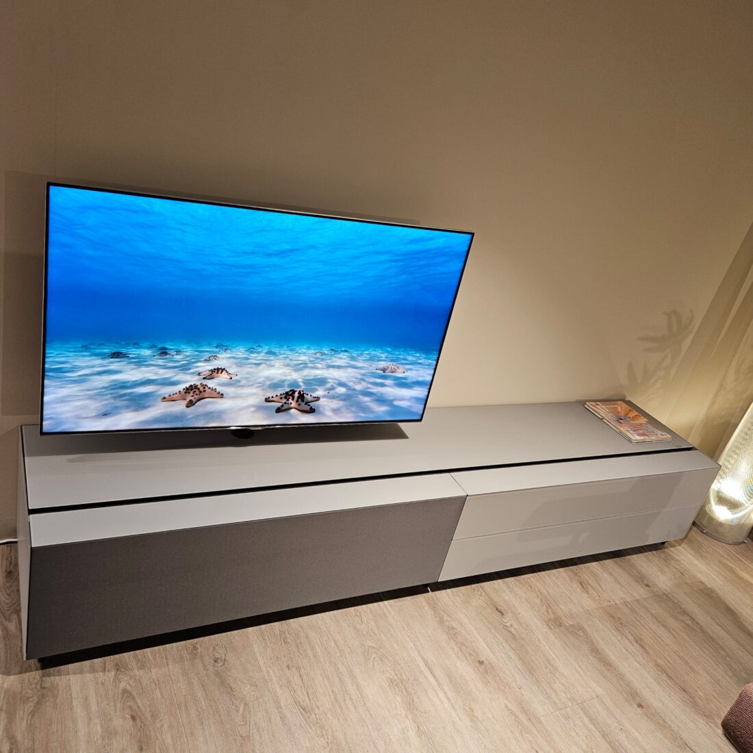 Spectral Cocoon Tv Meubel