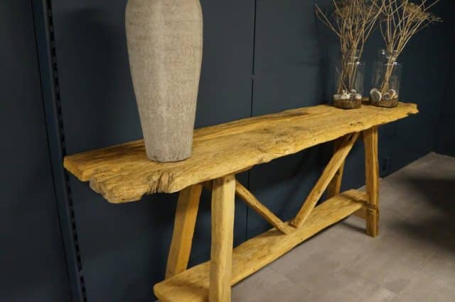 Geleefde Oud Eiken Sidetable