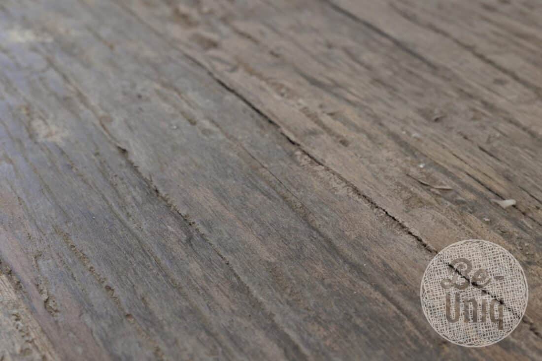 Robuuste ovale tafel oud hout