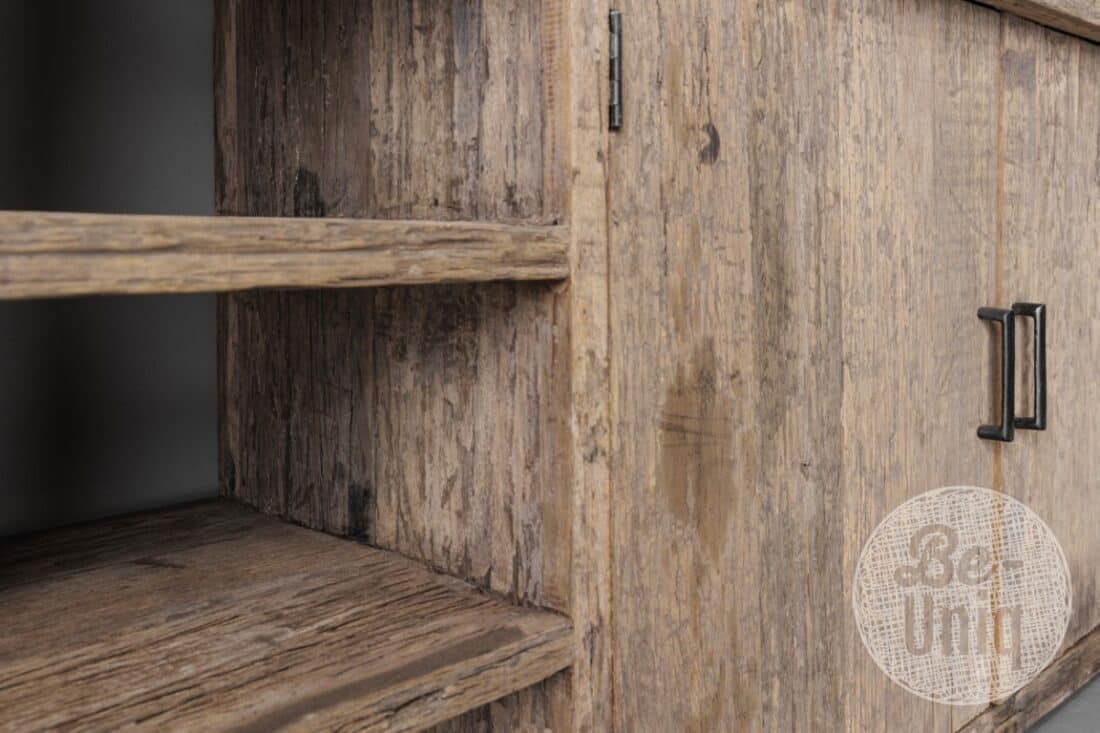 Oud dressoir Krakau