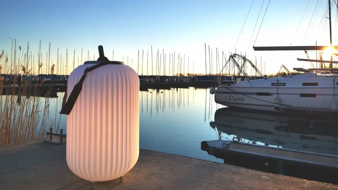 speaker-lamp-met-wijnkoeler-draadloos-nikki-amsterdam-the-lampion-m speaker-lamp-met-wijnkoeler-draadloos-nikki-amsterdam-the-lampion-m