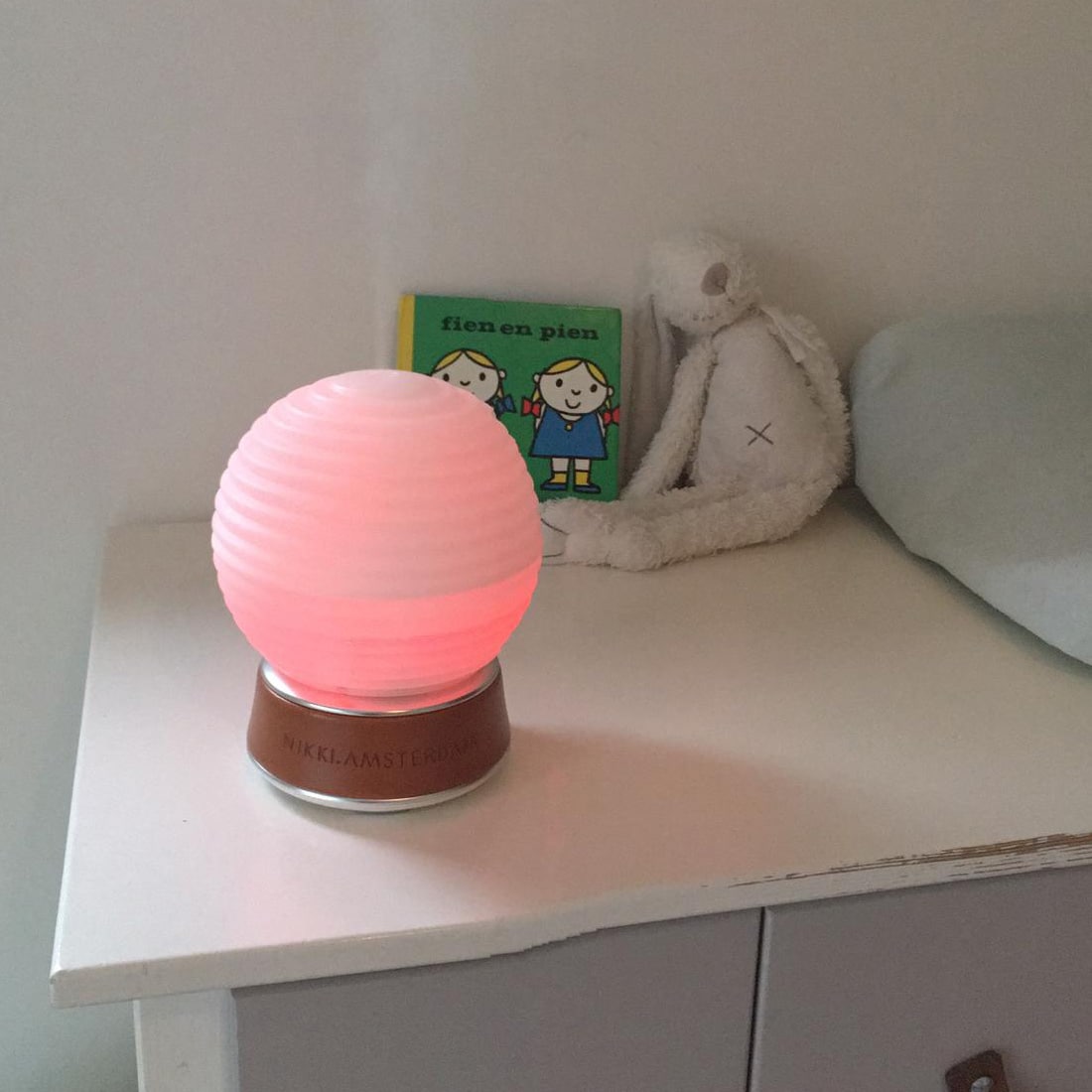 kinderkamer-lampen-nachtlampje-aroma-verdamper-gezondheid-diffuser-nikki-amsterdam