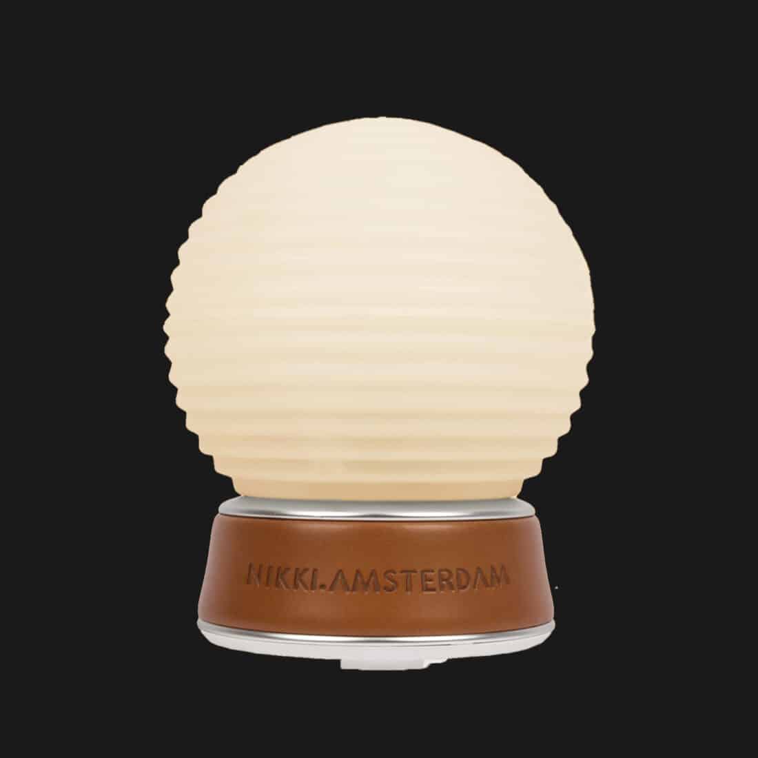aroma-evaporator-scented-diffuser-with-free-etheric-oil-nikki-amsterdam-the-diffuser-scented-light