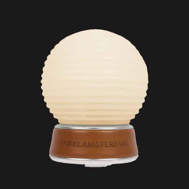 aroma-evaporator-scented-diffuser-with-free-etheric-oil-nikki-amsterdam-the-diffuser-scented-light