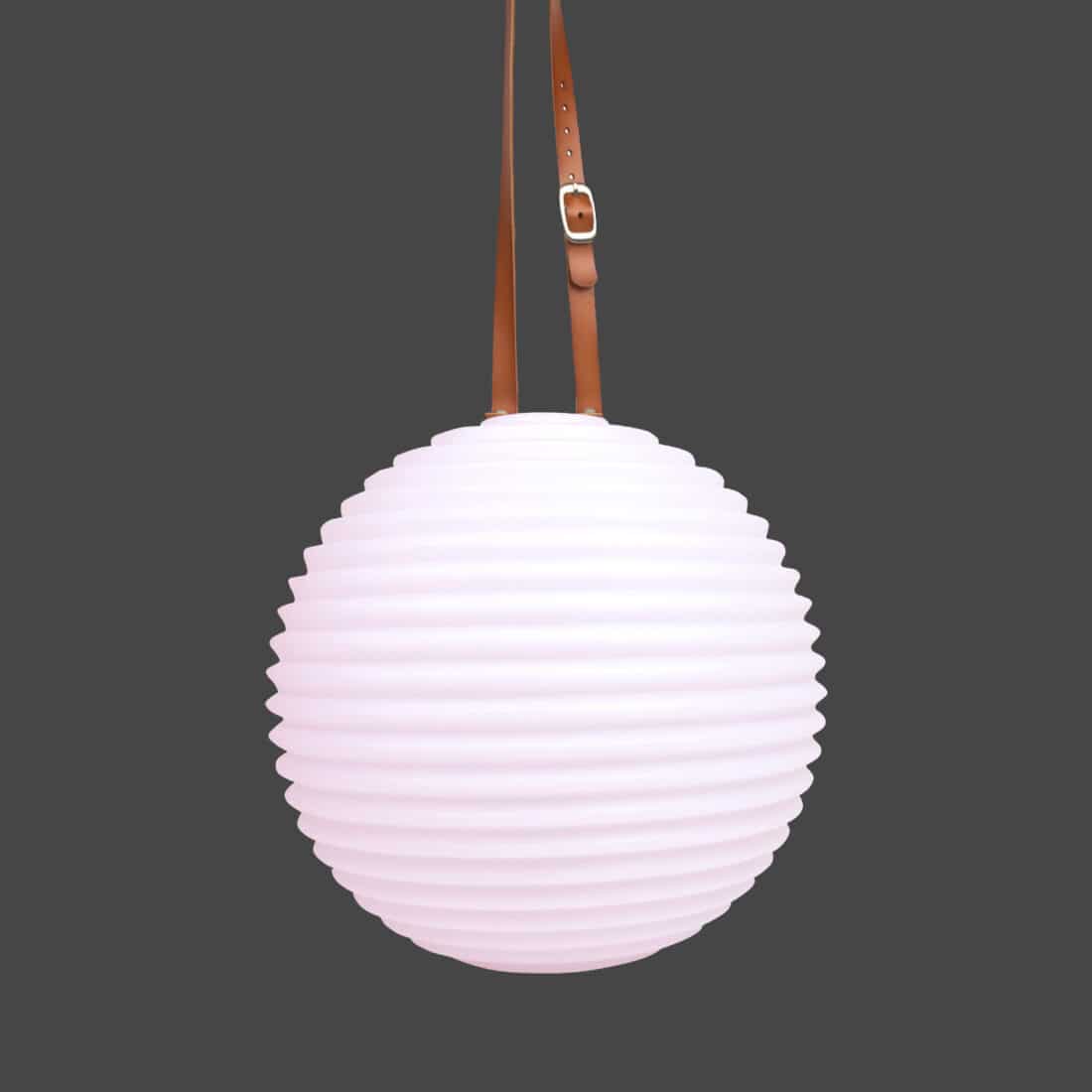 waterdichte-lamp-tuin-verlichting-nikki-amsterdam-the-ball-tuinverlichting