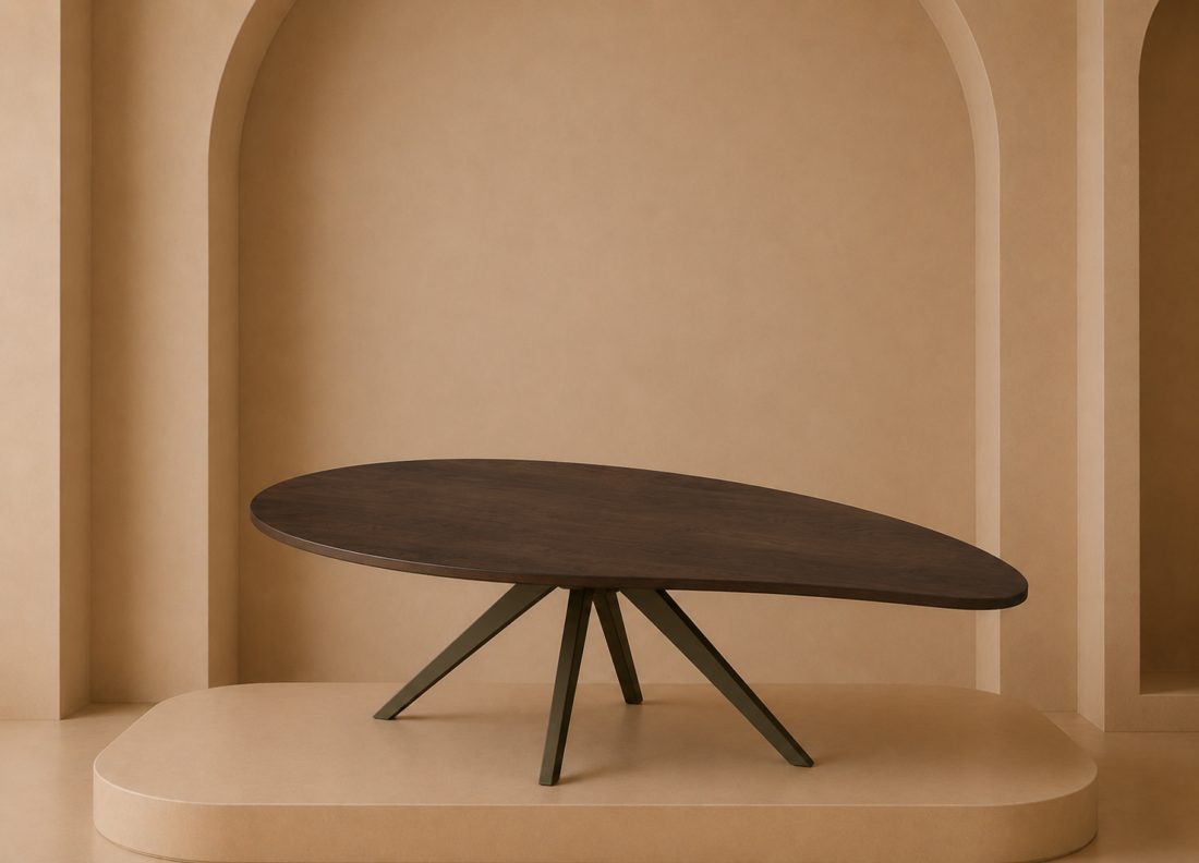 Druppelvormige Eettafel