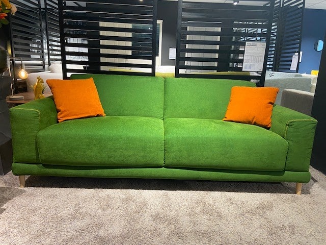 naxos as sofa showroom model