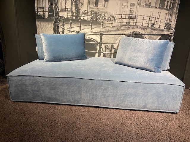 Unique showroom model sofa bed Tommy