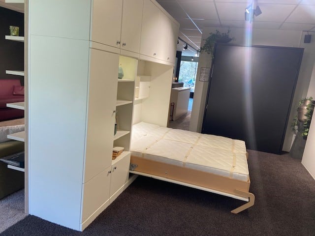 Showroommodel Bedkast Breda Nova