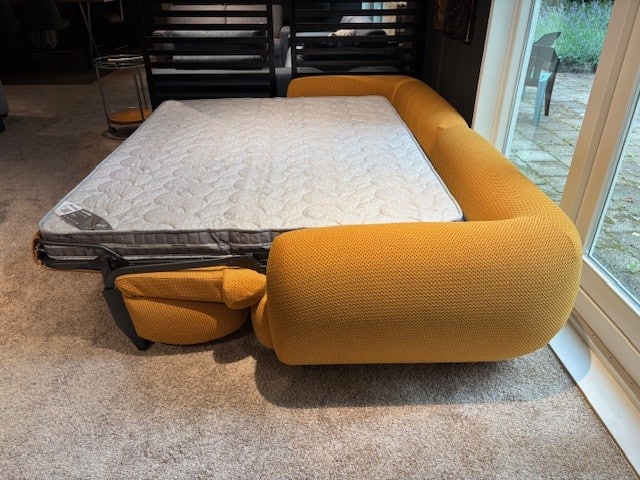 Showroommodel Slaapbank Curvi