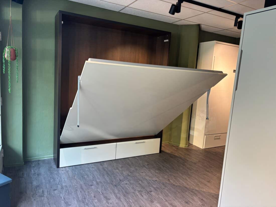 Showroommodel Bedkast Murphy 180