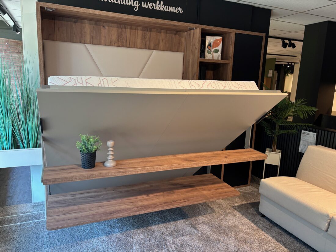 Showroommodel Bedkast Easy Desk Work