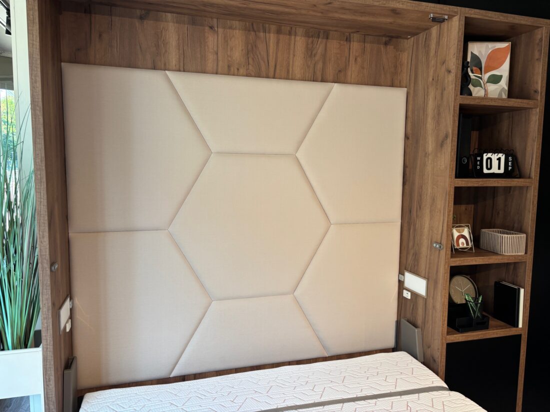 Showroommodel Bedkast Easy Desk Work