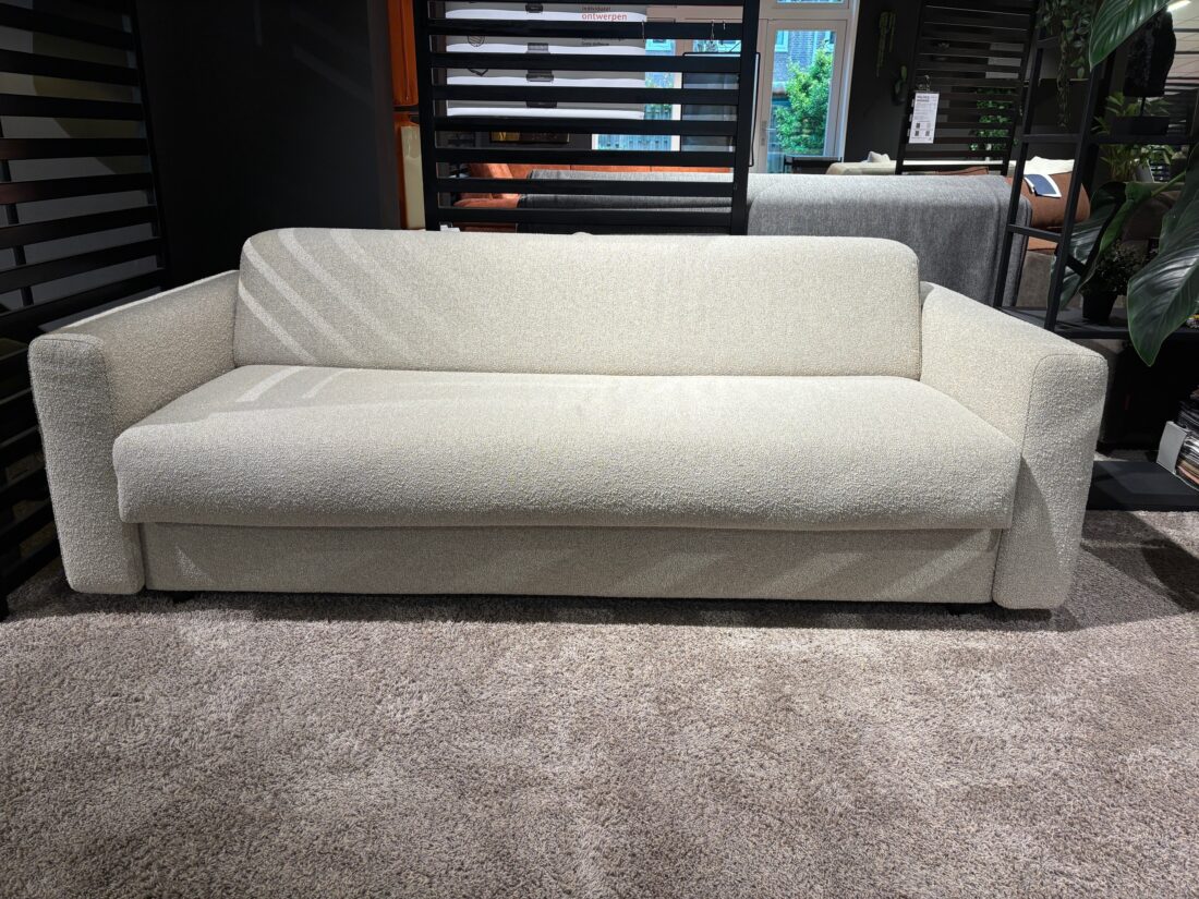 TRP Post Container Data TRP Post ID 34210 Showroom Model Sofa Bed Killian 160 Spring TRP Post Container TRP Post Container Data TRP Post ID 34210 Showroom Model Sofa Bed Killian 160 Spring TRP Post Container