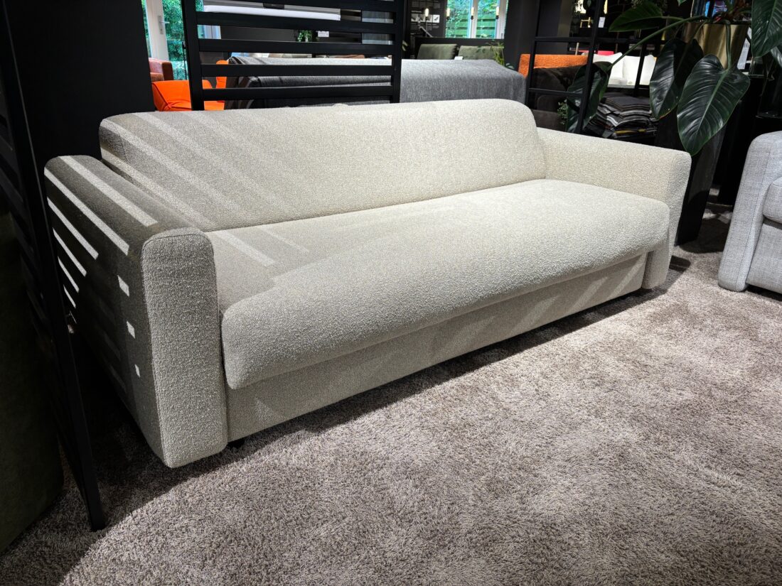 TRP Post Container Data TRP Post ID 34210 Showroom Model Sofa Bed Killian 160 Spring TRP Post Container TRP Post Container Data TRP Post ID 34210 Showroom Model Sofa Bed Killian 160 Spring TRP Post Container