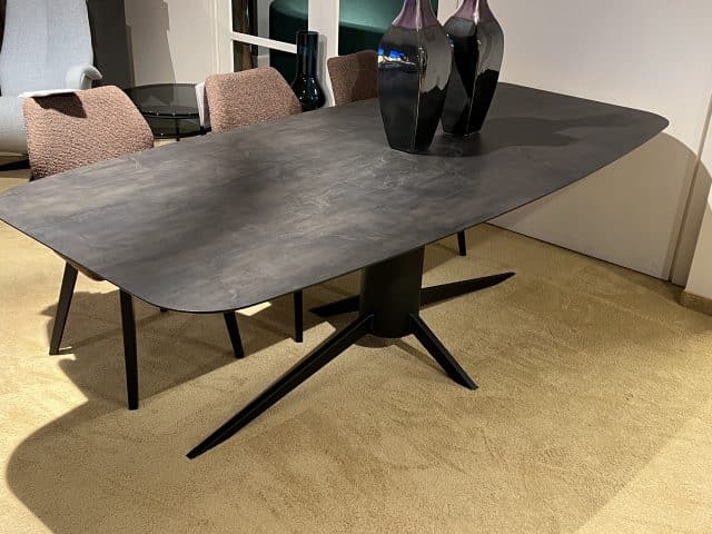 Sumisura Eetkamertafel Ton Vorm