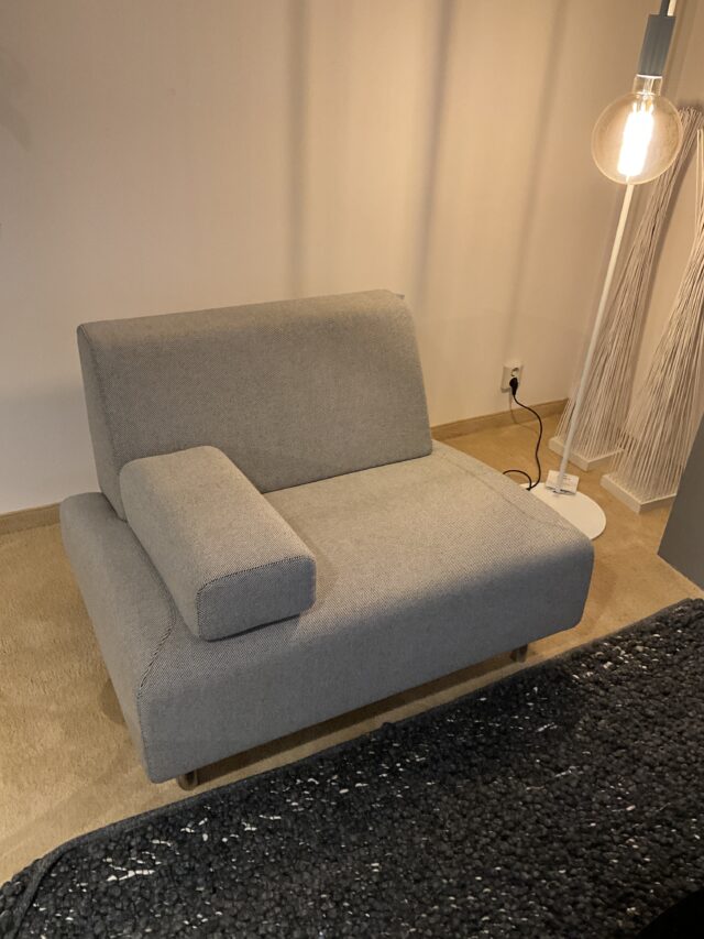 Pacific Fauteuil Met Arm Blok Cloak