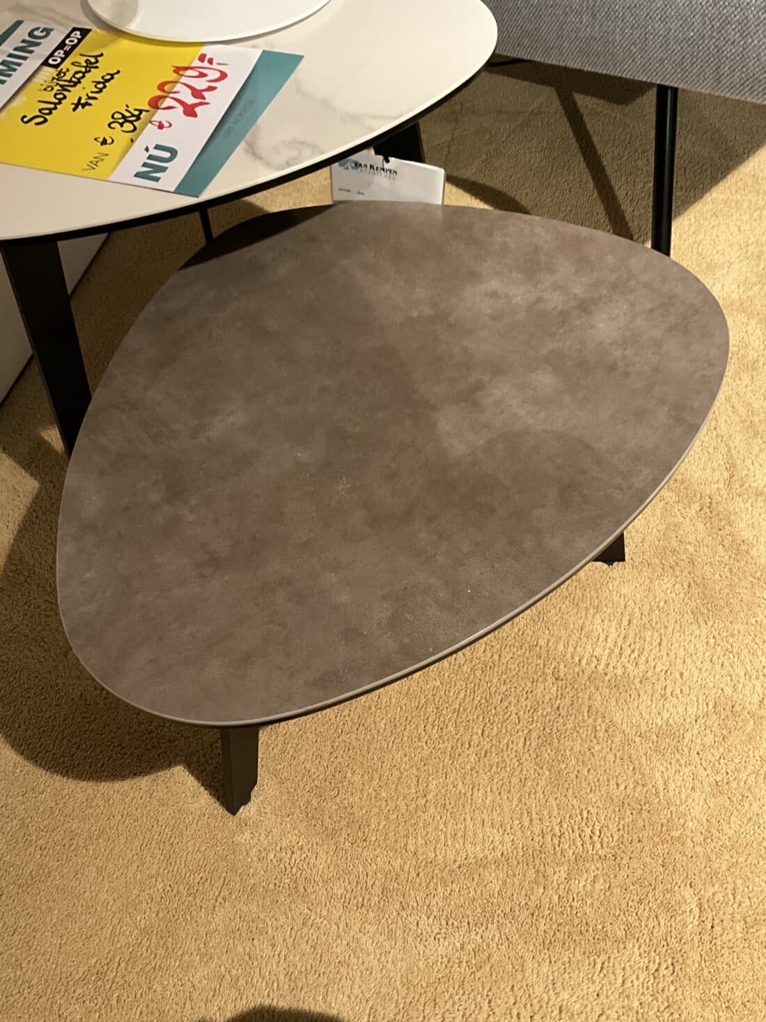 Bijzettafel Frida Laag