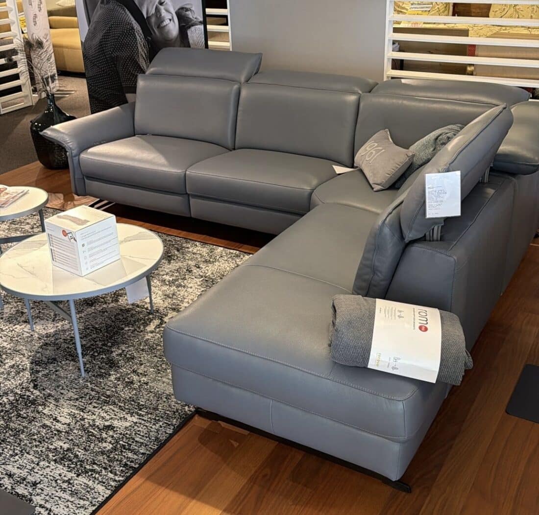 Adora Rom1961 Hoekopstelling