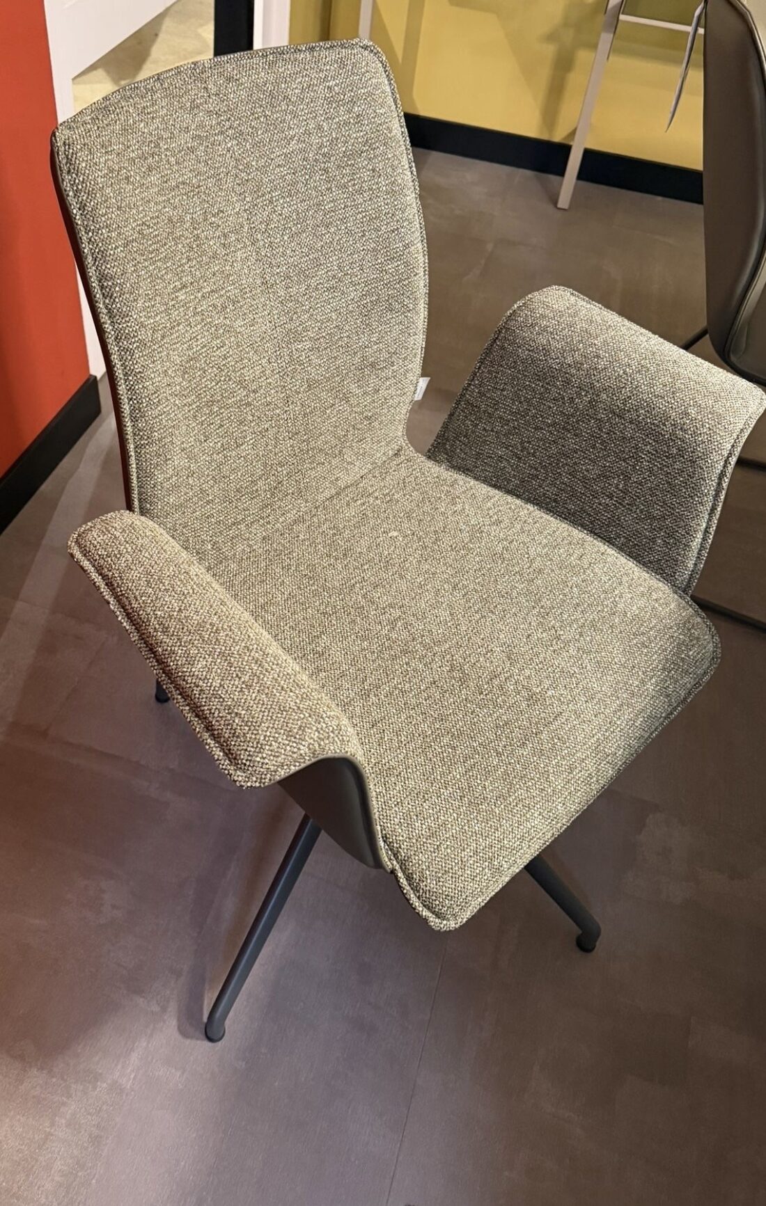 Eetkamertafel Oxxi Bert Plantagie Stoelen Eetkamertafel Oxxi Bert Plantagie Stoelen