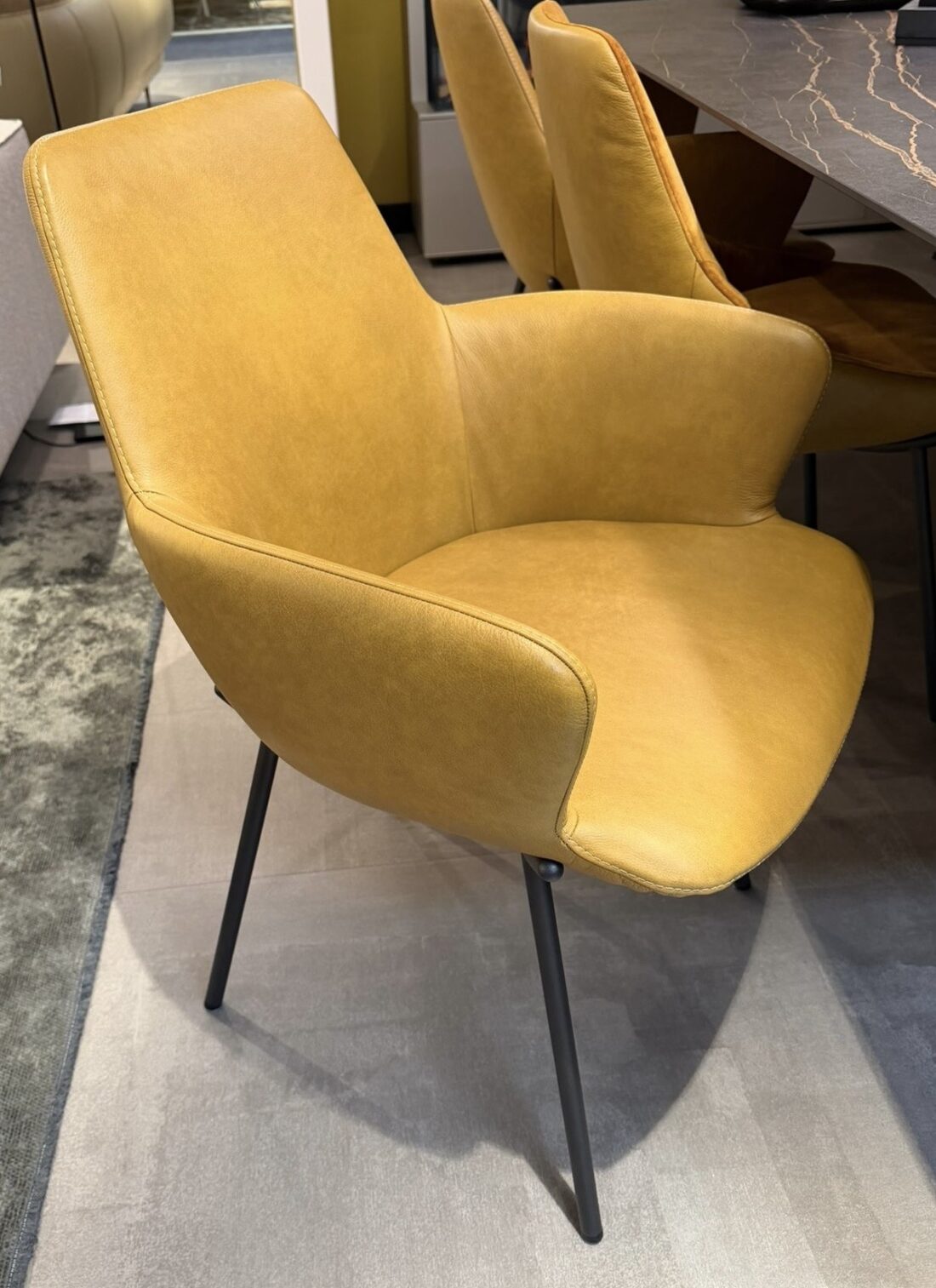 Eetkamertafel Pedro Bert Plantagie Eetkamertafel Pedro Bert Plantagie