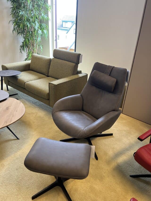 Relaxfauteuil Lotus Inclusief Hocker