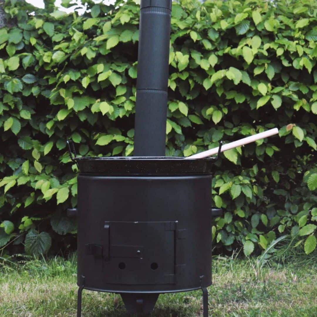 BBQ Outdoor cooking stove with wok pan