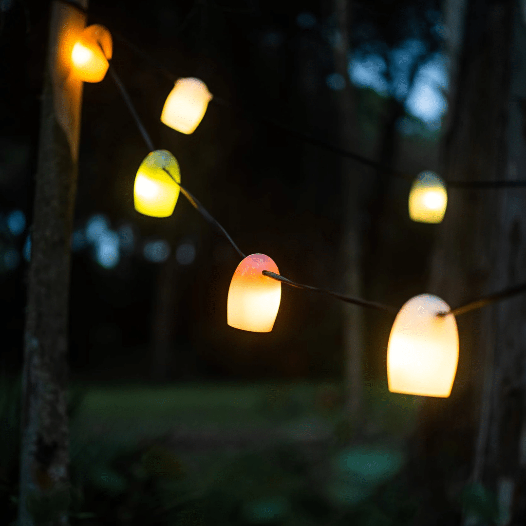 Stringlight Weltevree in het donker hangend
